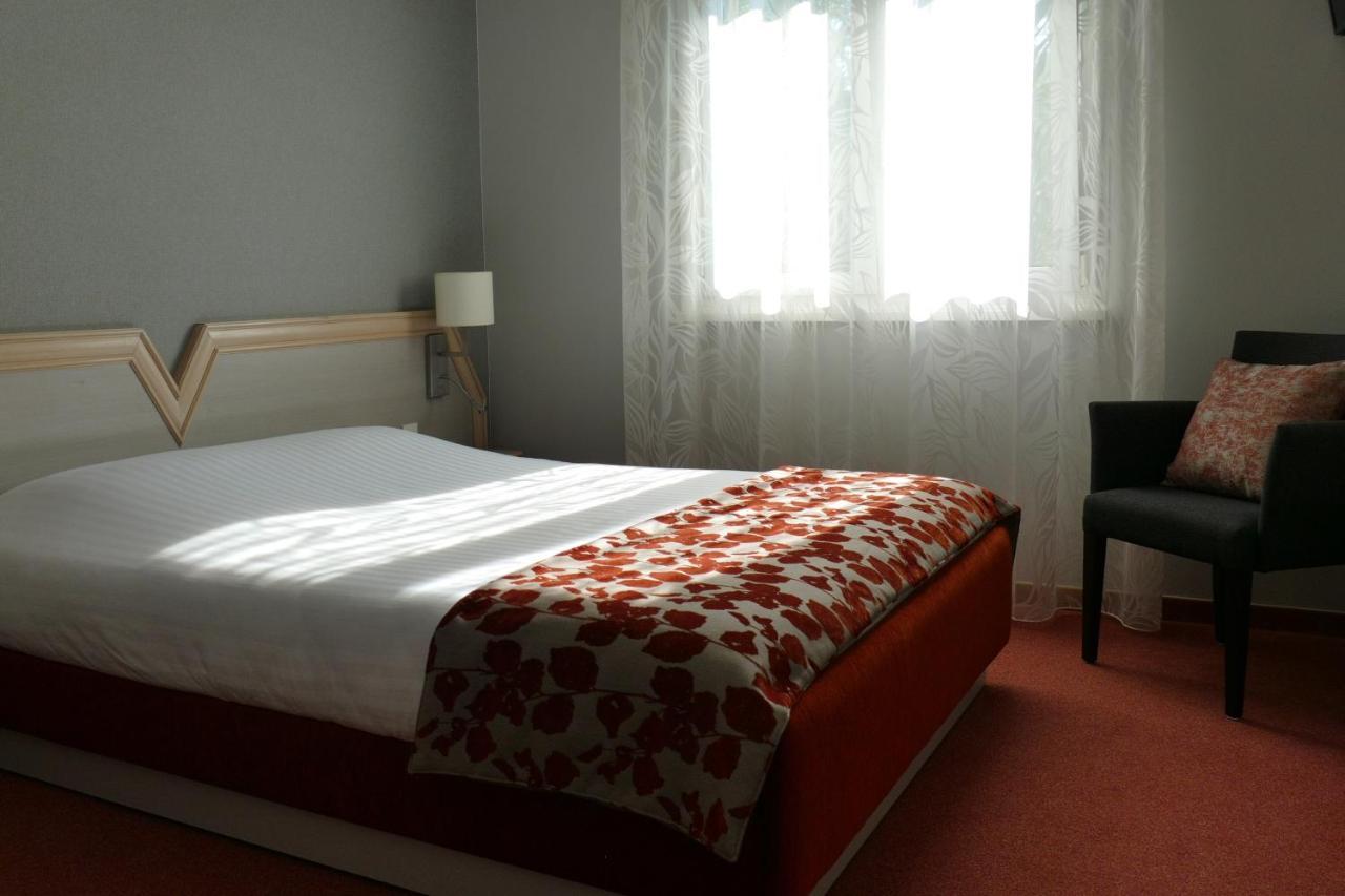 Au Relais De L'Ill Hotel Sermersheim ภายนอก รูปภาพ