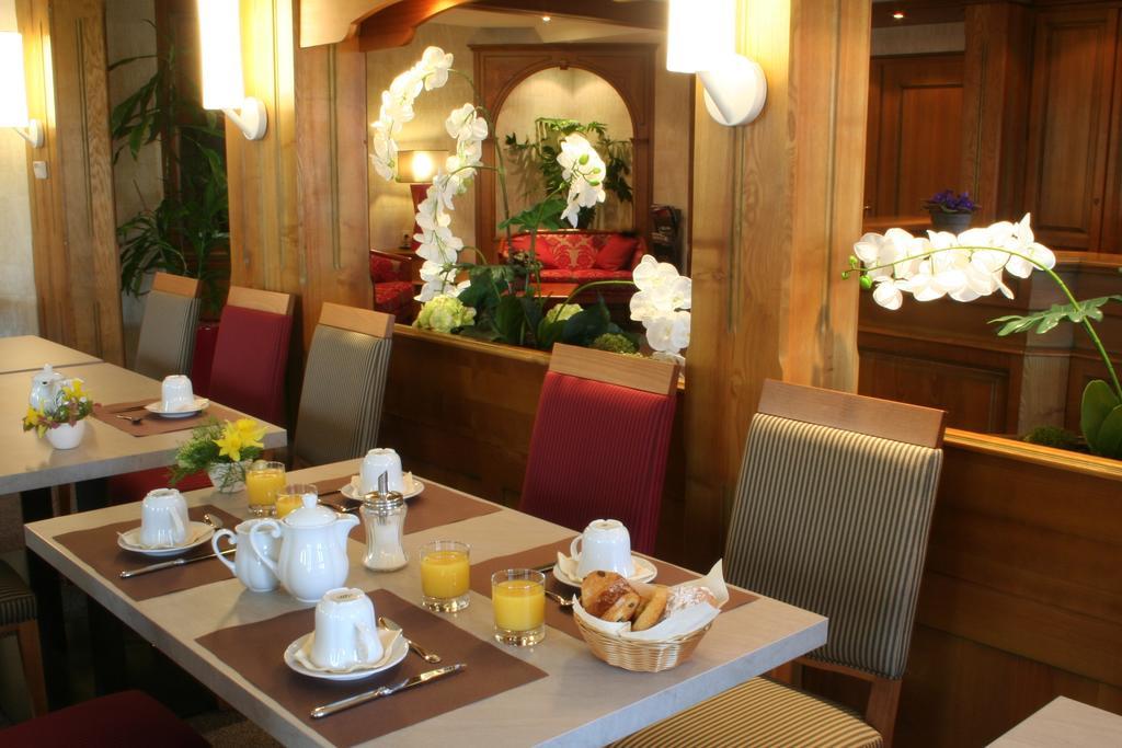 Au Relais De L'Ill Hotel Sermersheim ภายนอก รูปภาพ